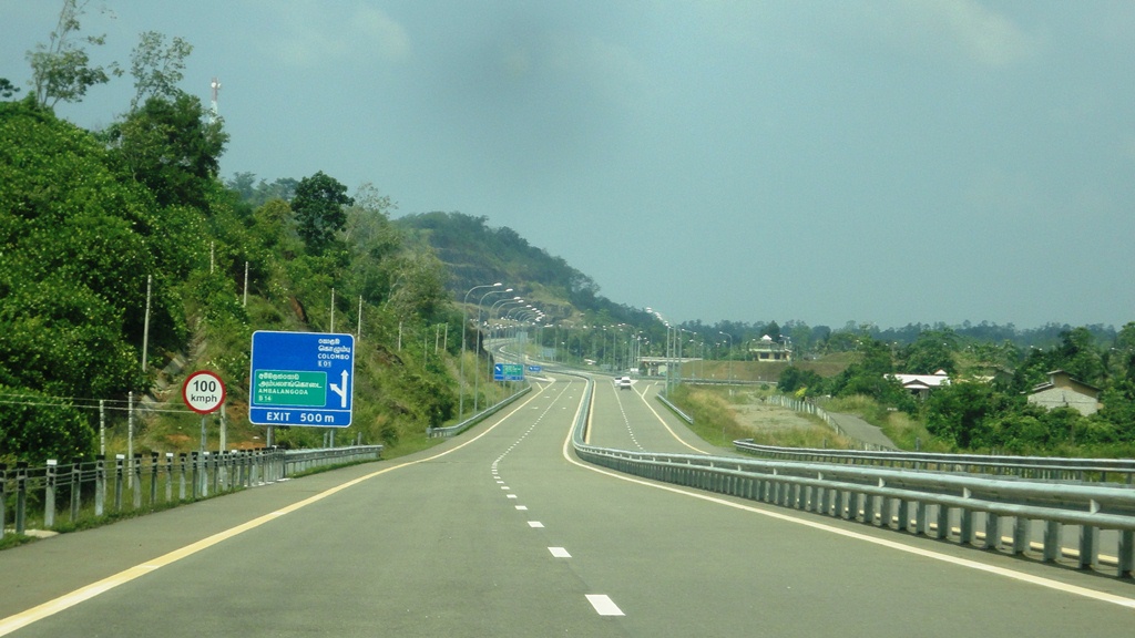 Audit report reveals financial fraud on expressways.