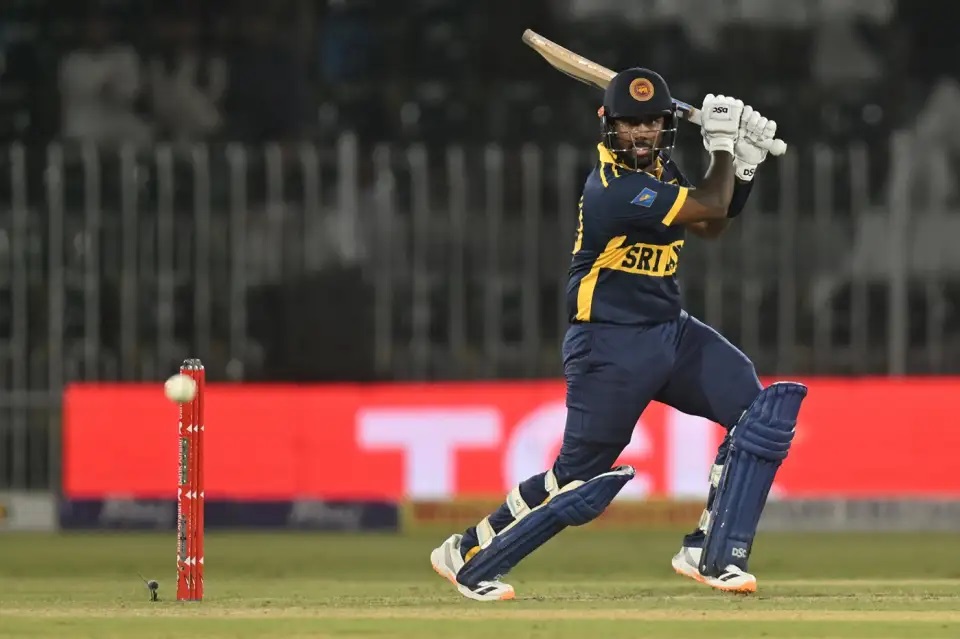 Sri Lanka secures a magnificent victory against England in the Pakistan triangular tournament.